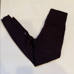 Ptula Raenell Sleek Legging: 23" Sleek Black S